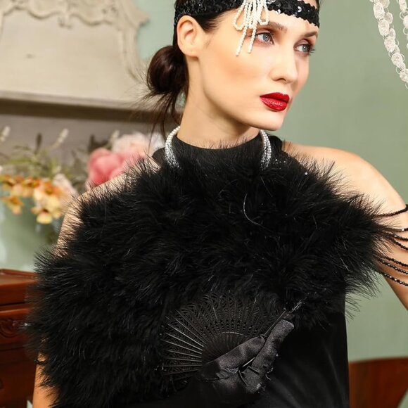 Black Feather Fan - Picture 3 of 4